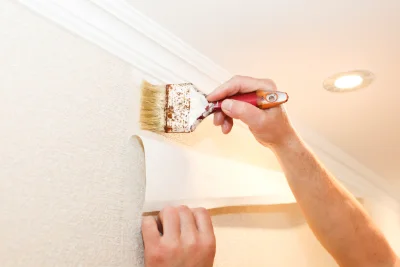 Pose de papier peint à Villac — revêtements muraux et toiles de verre